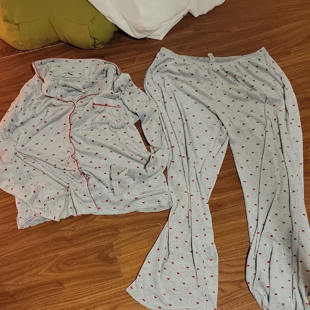 Laura Ashley Gray Pajama Set with Red Hearts